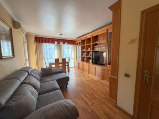 Flat in Creu de Barberà. Piso de 3h con balcon