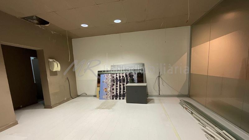 Foto c6f15114-d4dd-481b-a861-b1e96ee970c7. Locale commerciale in Montserrat - El Passeig Garriga (La)