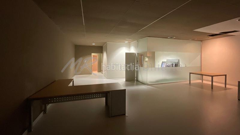 Foto ce88e56a-b4f7-4fc4-9ddb-cecf73bf5b41. Locale commerciale in Montserrat - El Passeig Garriga (La)