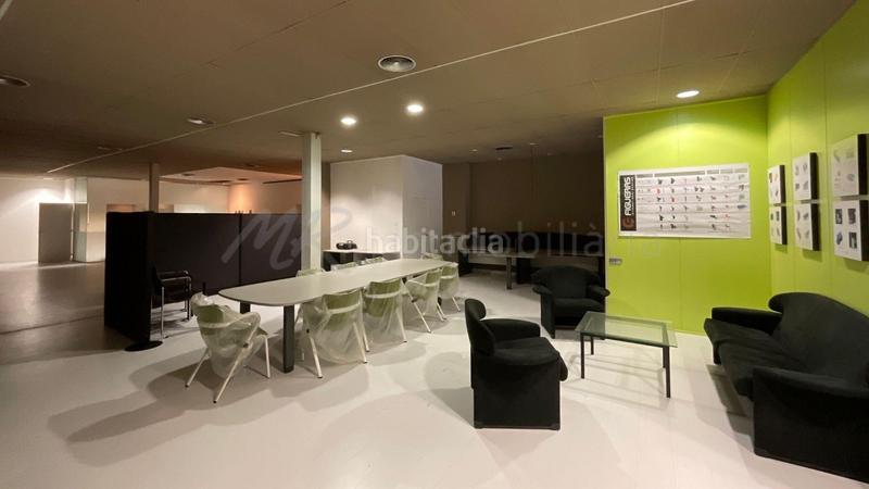 Foto ddbbb613-50fa-45e4-bda5-ed5d16c6a124. Locale commerciale in Montserrat - El Passeig Garriga (La)