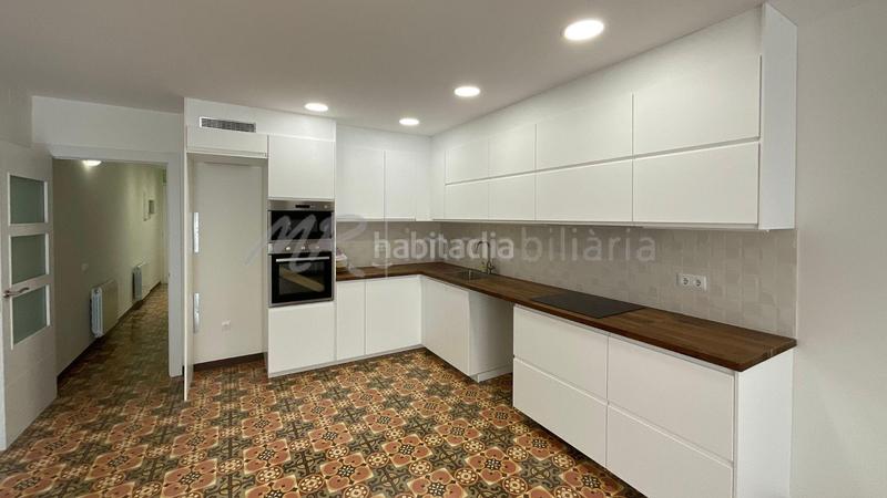 Foto 643d8222-6a0c-4b63-bc20-4fb34e58b03f. Lloguer casa amb calefacció a Barri del Centre Terrassa