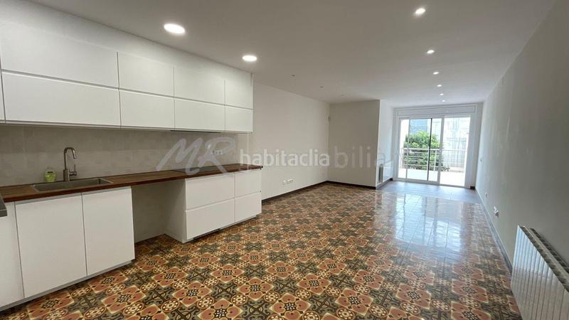 Foto 2fd1b66f-9286-4a15-88d7-67cee48e613f. Location maison avec chauffage dans Barri del Centre Terrassa