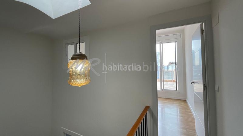 Foto c32fdbf3-a5a2-4381-87cd-6b01e9e20642. Location maison avec chauffage dans Barri del Centre Terrassa