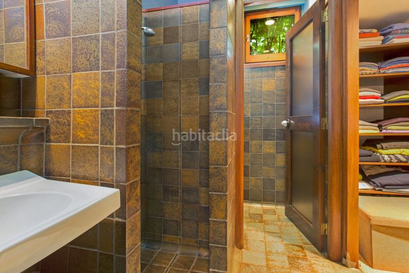 Foto 9f4d2553-a131-470d-bf8d-91c3838aca90. Casa amb calefacció aparcament piscina a Franqueses del Vallès (Les)