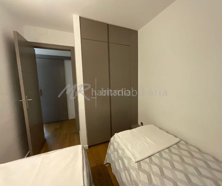 Foto 4b0c0414-7ab3-4065-b0ca-b52bd4f52c8a. Ático en calle pelai 5 espectacular piso con licencia turística en el centro en venta! en Barcelona