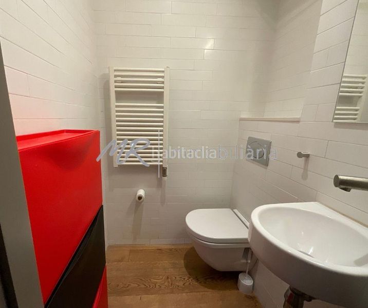Foto 6424d156-3193-4d9f-827b-b346165830ed. Ático en calle pelai 5 espectacular piso con licencia turística en el centro en venta! en Barcelona