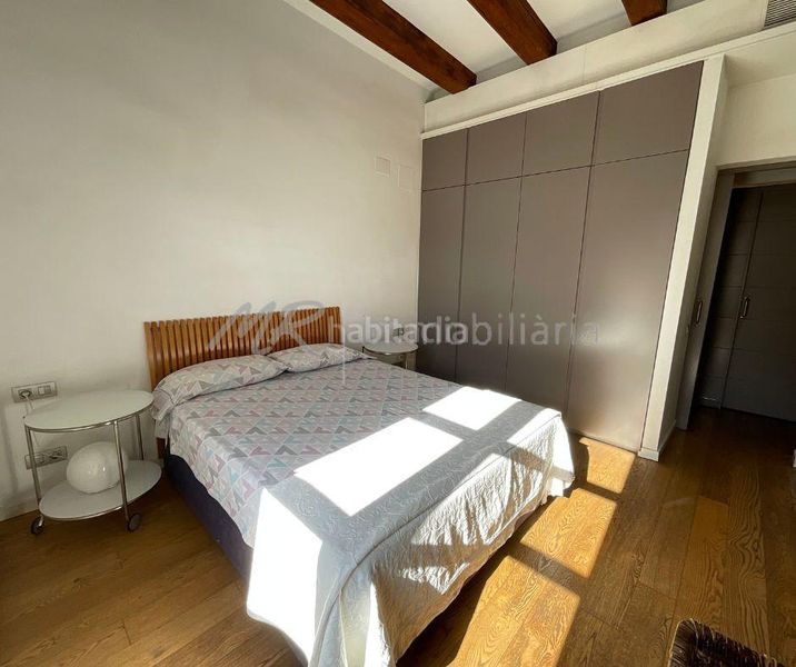 Foto 8dc70011-4f43-4742-9424-028901d5eaae. Ático en calle pelai 5 espectacular piso con licencia turística en el centro en venta! en Barcelona