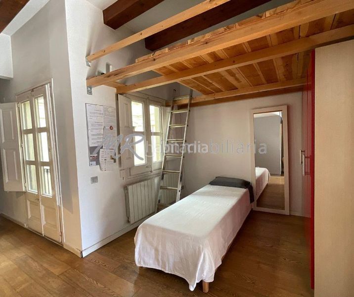Foto d9497f4c-4d74-489c-b491-55d0c975d414. Ático en calle pelai 5 espectacular piso con licencia turística en el centro en venta! en Barcelona