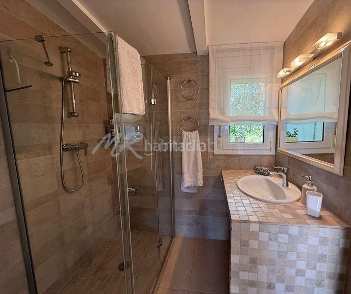 Foto b3f63050-aeb3-4c1c-bbb0-e381d557eb90. Casa amb calefacció aparcament piscina a Canyamars Dosrius
