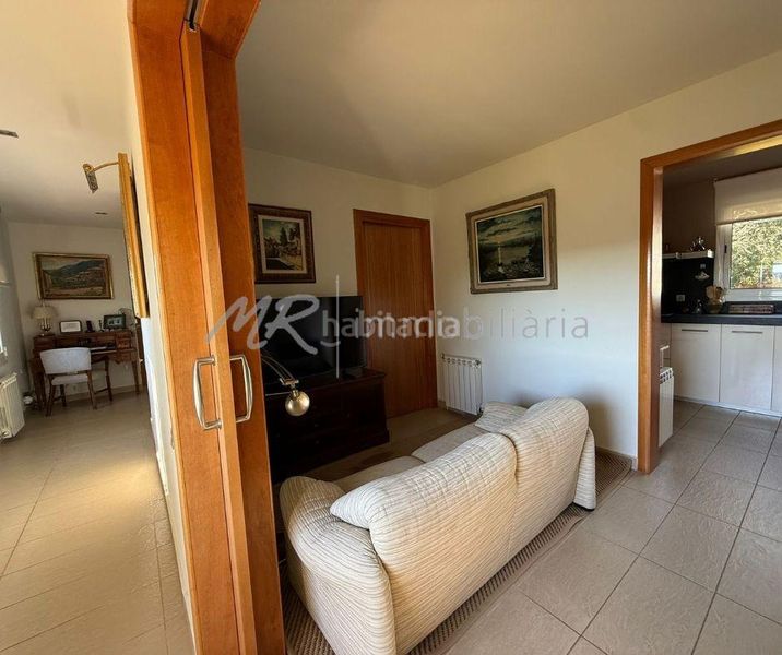 Foto d94563ff-e4c4-4ba9-bb05-988bef57b21d. Casa amb calefacció aparcament piscina a Canyamars Dosrius