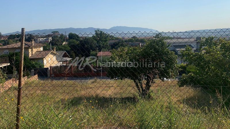 Foto 0f894dbf-19a6-4b5c-b9af-9fde861afe9d. Terreny residencial a Canovelles