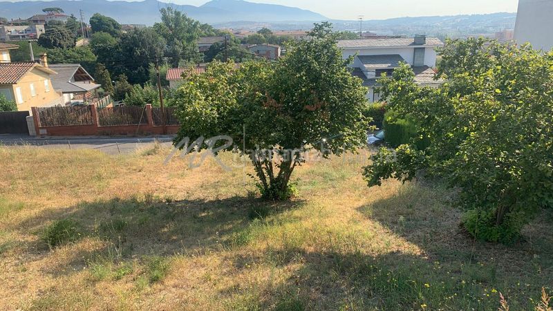Foto 47a6efd7-8445-4805-a2e0-a40670af28e1. Terreny residencial a Canovelles