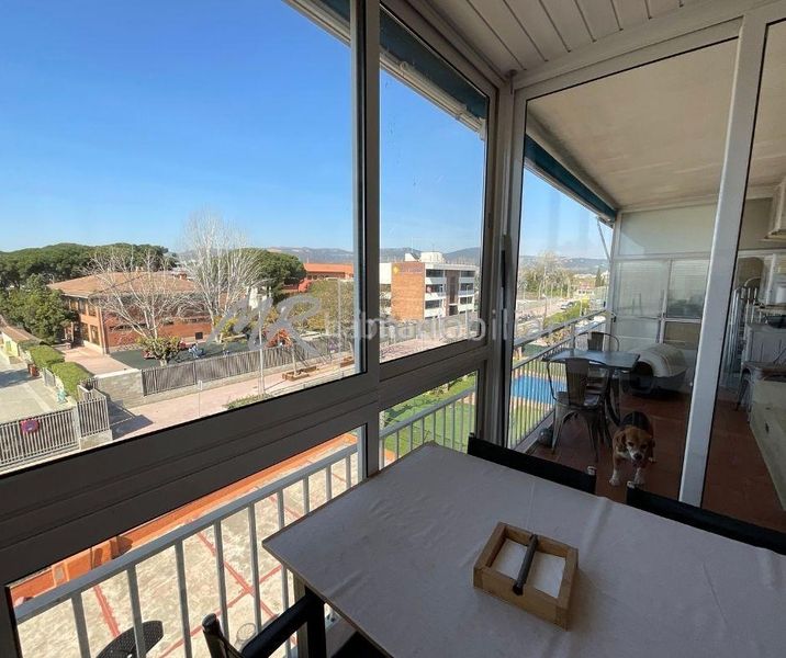 Foto 5b17963d-0d15-4723-bcce-55bfe93bd2a2. Àtic amb calefacció aparcament piscina a Gava Mar Gavà