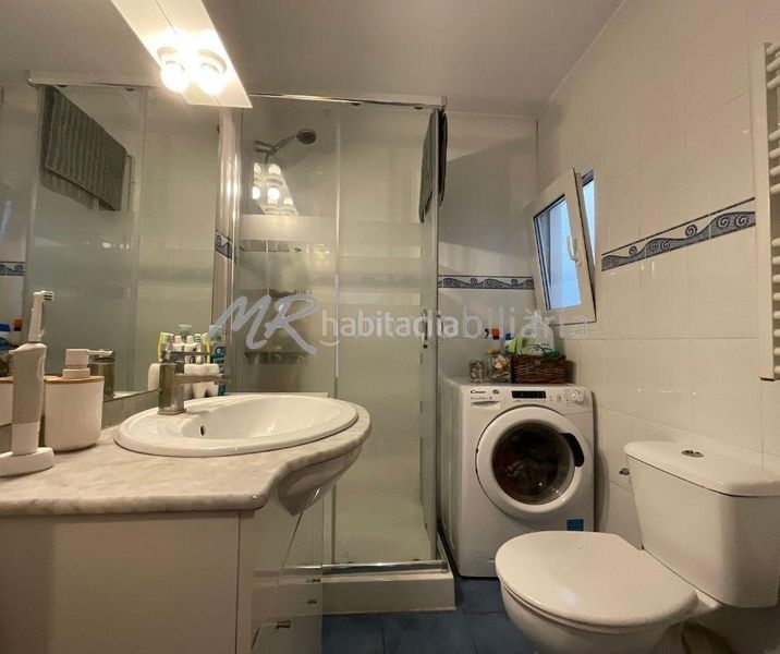 Foto e78144f3-b64f-4376-9358-923ba3213586. Àtic amb calefacció aparcament piscina a Gava Mar Gavà