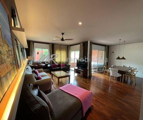 Attico  Avenida vilassar de dalt. Espectacular piso en venta en el centro de vallromanes!