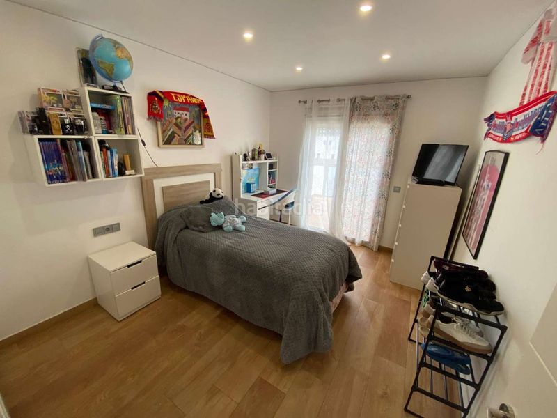 Foto f27b3d05-ce1d-4054-a8ea-958f8a51151c. Chalet en Los Boliches Fuengirola