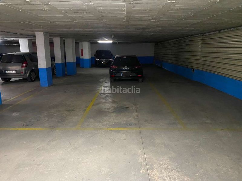 Foto 3f11e3de-d5ff-4fd2-990c-0364ee82a274. Aparcament cotxe a Centro ciudad Fuengirola