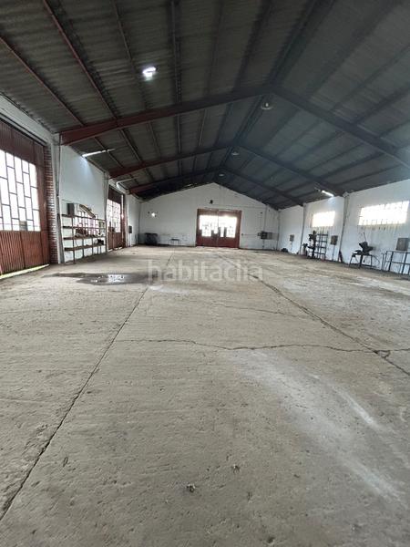 Foto f65ddfb4-eea0-4a0a-b9c2-a9b303b2269b. Industrial plot in c-605 201 in Área Rural Segovia
