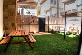 Rent Flat in Villalba Pueblo. Piso bajo con patio de 35 m2, amueblado completamente, disponibl