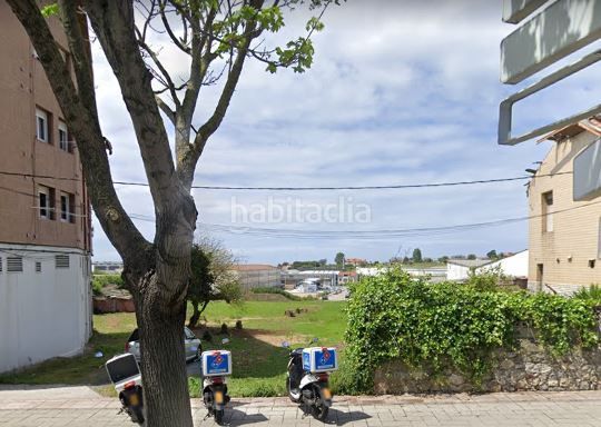 Foto 1d73956c-baae-4b6b-876e-0199a29c5165. Terreny residencial a Alisal - San Román Santander