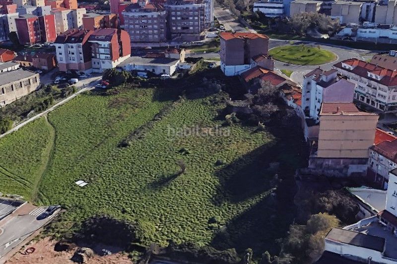Foto 4ad58aa6-0b99-4033-a9ec-ec2fe10bff23. Terreny residencial a Alisal - San Román Santander