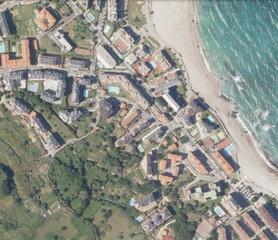 Wohngrundstück in Playa Ostende. Suelo urbanizable en castro urdiales, cantabria