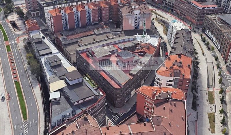 Foto b279963b-4c6a-43f9-9d6f-253595aa2ea9. Capannone industriale in Rekalde Centro Bilbao