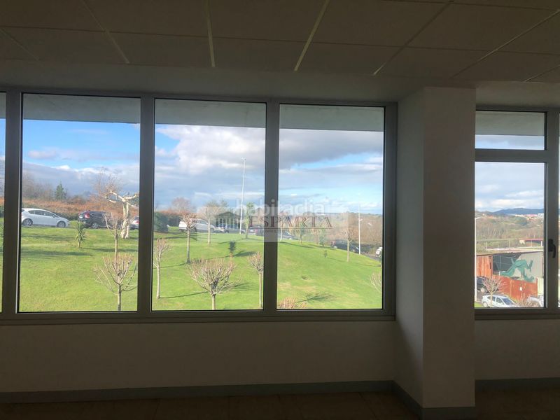 Foto 9a382114-59d7-42b2-bc93-d111344d969e. Ufficio in Erandio