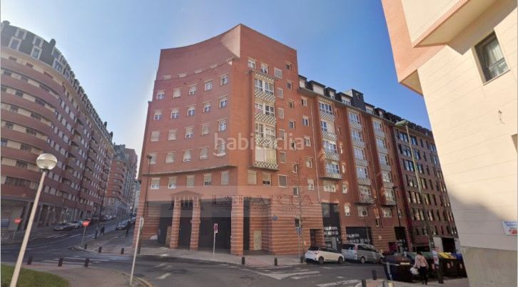 Foto a6a596fd-8ec4-4353-adb3-7adbd8e784a3. Local comercial a Miribilla Bilbao