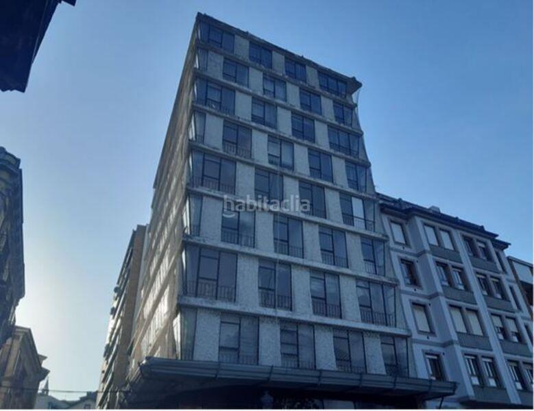 Foto 71a4bbfa-6942-404e-9e68-d52b753ece60. Terreno residencial edificio en obra parada en Navia