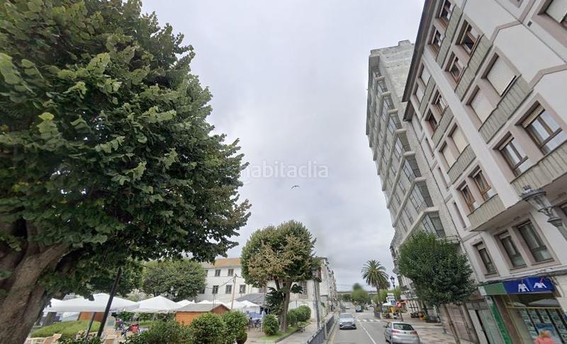 Foto f8c36e7d-2187-4626-b996-9348439fc5e8. Terreno residencial edificio en obra parada en Navia