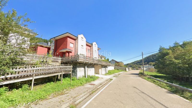 Foto 0e45d229-d54b-4efa-933b-17ec573078ad. Edifici a Arredondo