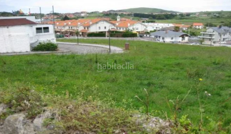 Foto af722d9c-cf7b-40b7-bf8d-ff81693b2110. Terreno residencial terreno urbanizable en Miengo pueblo Miengo