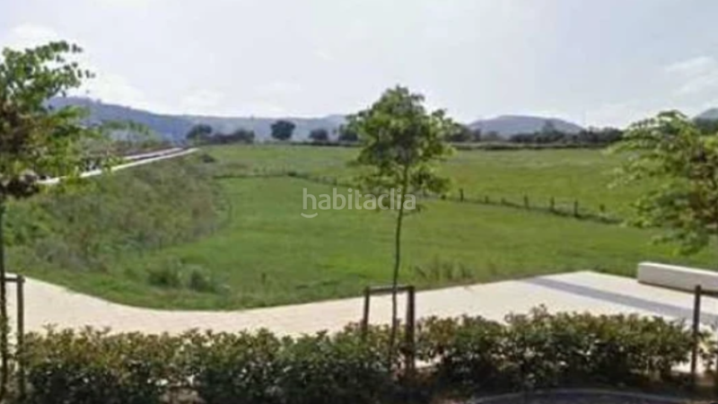 Foto 35cf255f-d1ad-4aca-91d2-48d503280d95. Terreno residencial suelo urbanizable en Nueva Ciudad Torrelavega