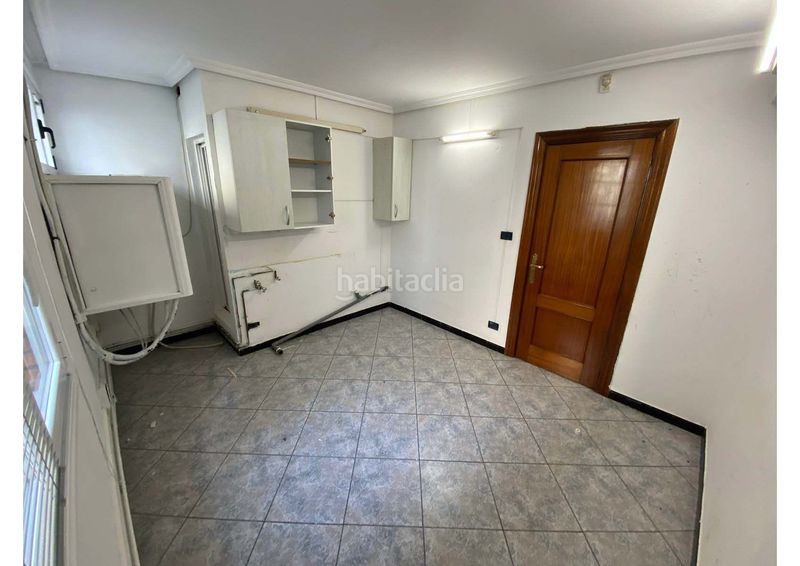 Foto 6d17973b-ce90-4147-8f00-98b1830dd6b6. Local comercial a Ametzola Bilbao
