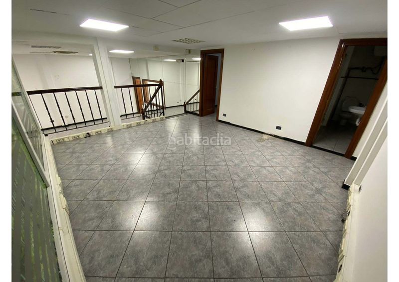 Foto c9d43499-afa1-494e-90bd-a96d3e2d0fb9. Local comercial a Ametzola Bilbao