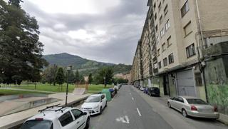 Local commercial à La Peña. Local en bilbao