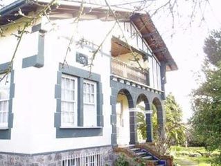 Edifici a El Carbayedo - El Quirinal. Solar con edificación en aviles