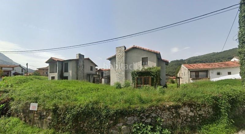 Foto b0f26c01-54c0-414a-b313-6cc1f5e276da. Terreny residencial a Ruesga