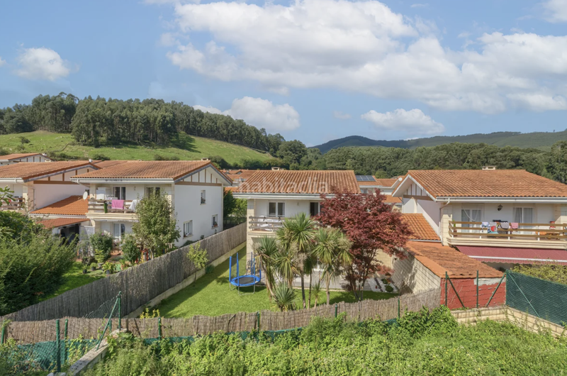 Foto 83bddae9-14ff-4fbb-ac9f-b796004c70d4. Haus mit heizung pool in Samano Castro - Urdiales