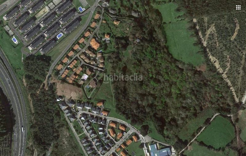 Foto 07df286c-f246-43e1-a873-13bcd247f162. Terreny residencial a Cotolino Castro - Urdiales