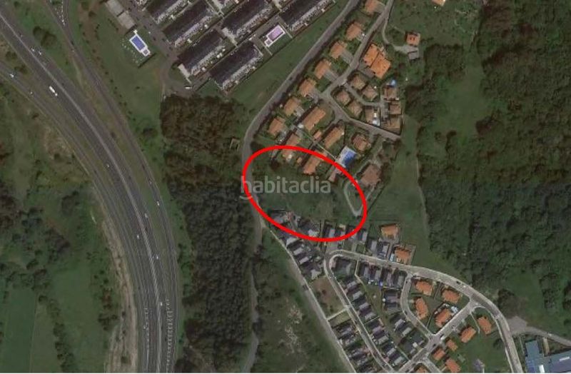Foto 3029be32-dd4f-46f5-a1d0-803719e462b9. Terreny residencial a Cotolino Castro - Urdiales