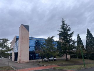 Lloguer Edifici a Zona Rural Noroeste. Edificio de oficinas en vitoria