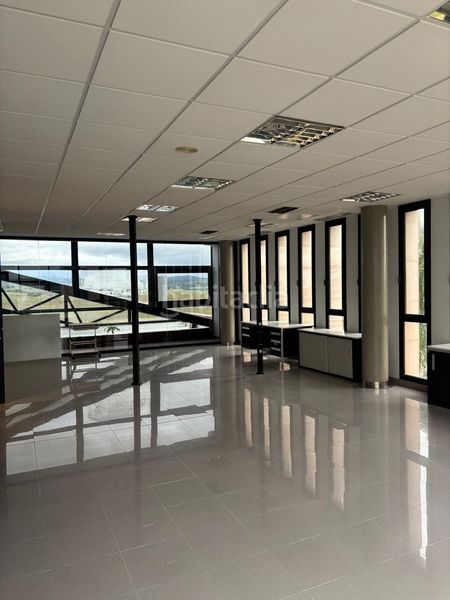 Foto a4699d71-2033-44ed-8581-e2cbdc49f207. Lloguer edifici a Zona Rural Noroeste Vitoria - Gasteiz