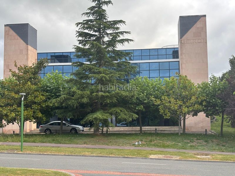 Foto f76fa0ab-c5b8-4630-8834-a3f1fcee3e81. Lloguer edifici a Zona Rural Noroeste Vitoria - Gasteiz