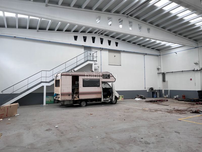 Foto 1a7a1a90-a17f-4b45-beae-56b7ee2be848. Nau industrial a Deba