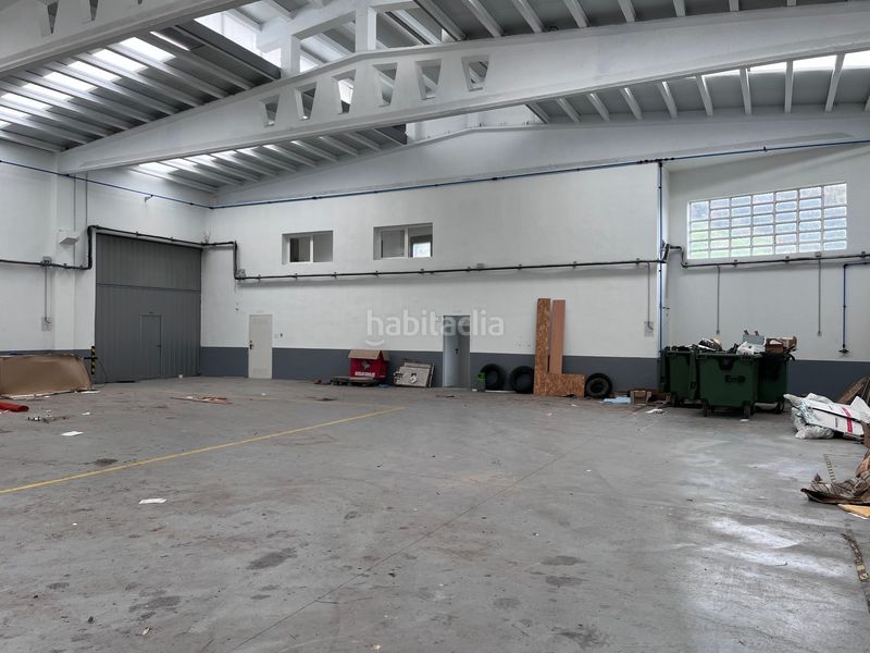 Foto 60bf3849-924c-4aa1-9f25-1ba323ceaef1. Nau industrial a Deba