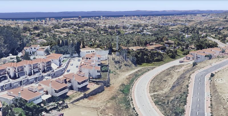 Foto 0246de87-4cb2-4ebc-874f-ddd7d62fbf7e. Terreny residencial a campo de Mijas Mijas