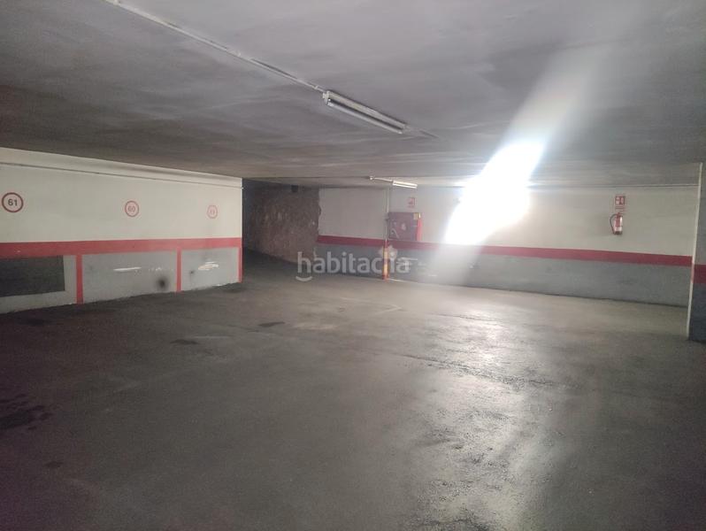 Foto e118c2a4-3f78-41d3-8a75-80438158f35f. Alquiler parking coche en carrer de pi i margall 22 plaza de muy facil acceso. parquing muy amplio y comoda maniobrabilidad. en Barcelona