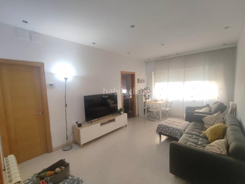 Foto a129656d-8a5f-4ebd-af05-b7452e4a3ef6. Pis a carrer de la providència 83 a Vila de Gràcia Barcelona